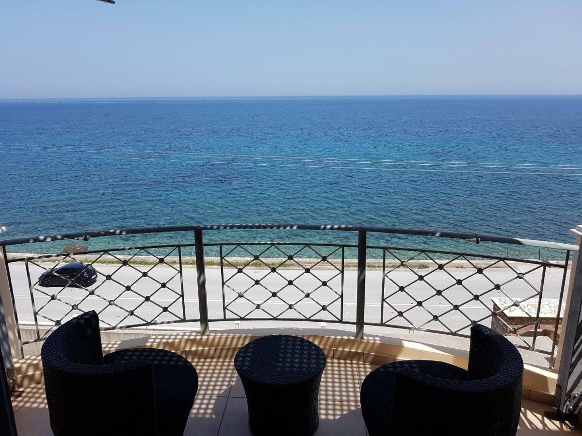 Villa Serafeim Кімі Екстер'єр фото
